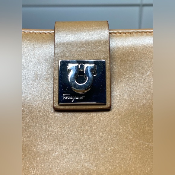 Salvatore Ferragamo Wallet - Picture 3 of 9